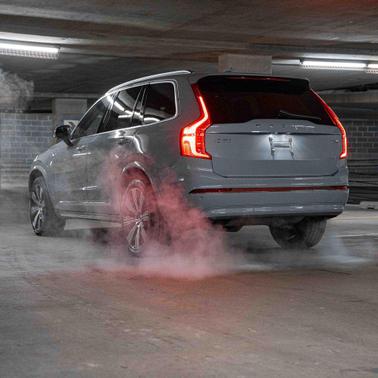 2025 Volvo XC90 Plug-In Hybrid T8 Plus 7-Seater