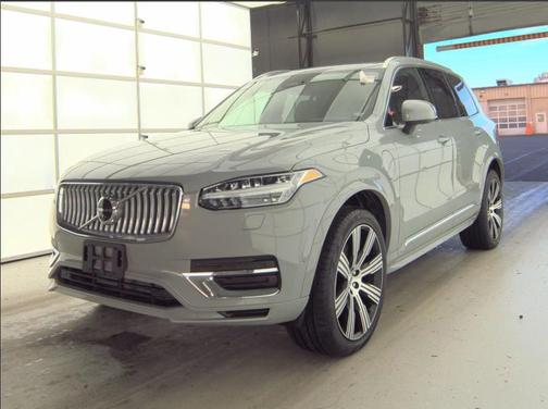2025 Volvo XC90 Plug-In Hybrid T8 Plus 7-Seater