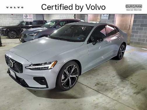 Vapour Grey 2024 Volvo S60 Core
