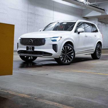2026 Volvo XC90 B6 Plus 7-Seater