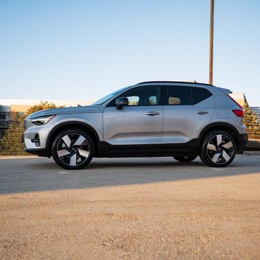 2023 Volvo XC40 Recharge Pure Electric Twin Ultimate