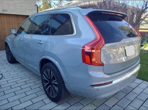 2024 Volvo XC90 Recharge Plug-In Hybrid T8 Plus Bright Theme 7-Seater