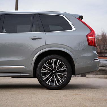 2024 Volvo XC90 Recharge Plug-In Hybrid T8 Plus Bright Theme 7-Seater