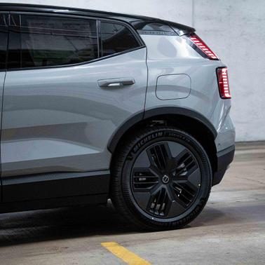 2026 Volvo EX30 Cross Country Ultra