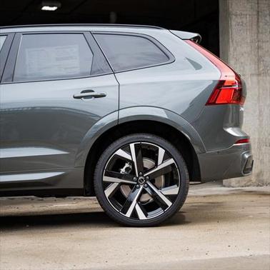2026 Volvo XC60 Plug-In Hybrid T8 Ultra