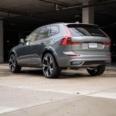 2026 Volvo XC60 Plug-In Hybrid T8 Ultra