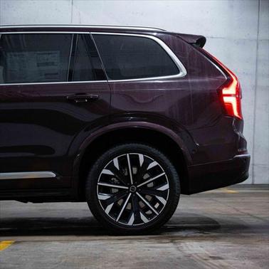 2026 Volvo XC90 B5 Plus 7-Seater