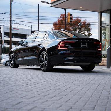 2025 Volvo S60 B5 Plus