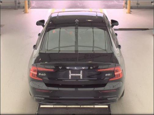2025 Volvo S60 B5 Plus