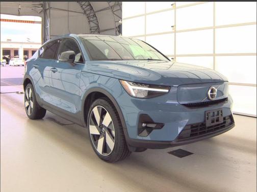 2024 Volvo C40 Recharge Pure Electric Plus