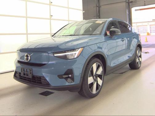 2024 Volvo C40 Recharge Pure Electric Plus