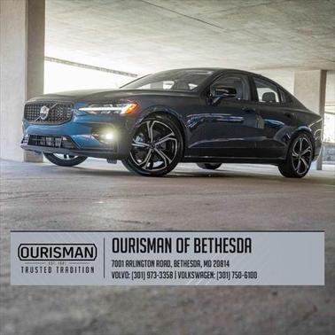 2024 Volvo S60 B5 Plus Dark Theme