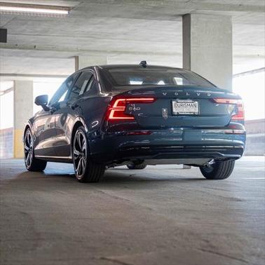 2024 Volvo S60 B5 Plus Dark Theme