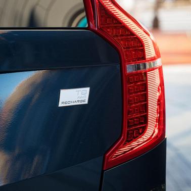 2023 Volvo XC90 Recharge Plug-In Hybrid T8 Ultimate Dark Theme 7-Seater