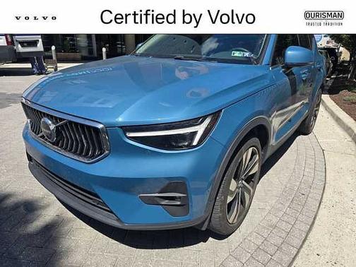 Fjord Blue 2024 Volvo XC40 Ultimate