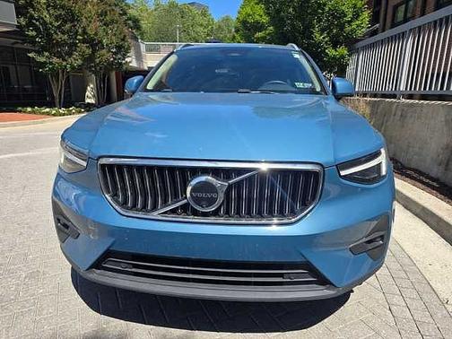 Fjord Blue 2024 Volvo XC40 Ultimate
