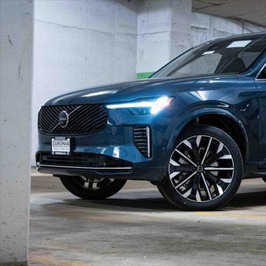 2025 Volvo XC90 B6 Plus 7-Seater
