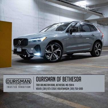 2025 Volvo XC60 B5 Ultra