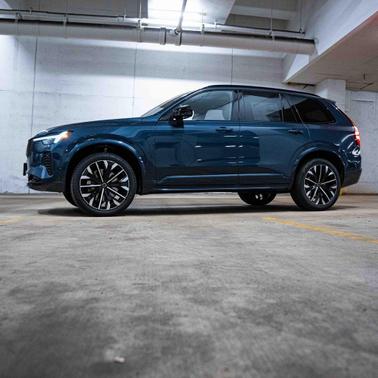 2026 Volvo XC90 B6 Ultra Dark Theme 7-Seater