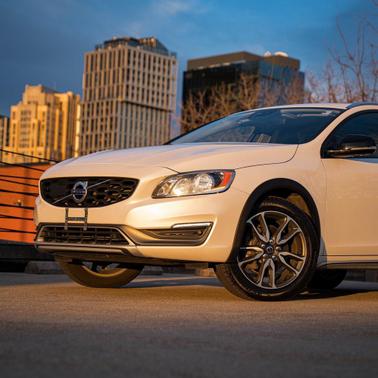 2016 Volvo V60 Cross Country T5
