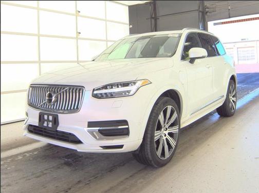 2024 Volvo XC90 Recharge Plug-In Hybrid T8 Ultimate Bright Theme 7-Seater