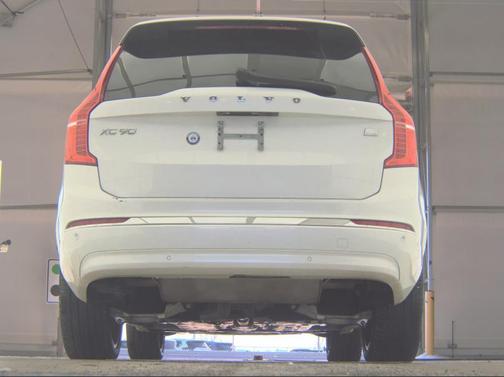 2024 Volvo XC90 Recharge Plug-In Hybrid T8 Ultimate Bright Theme 7-Seater