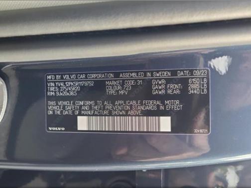 2024 Volvo XC90 B5 Core Bright Theme