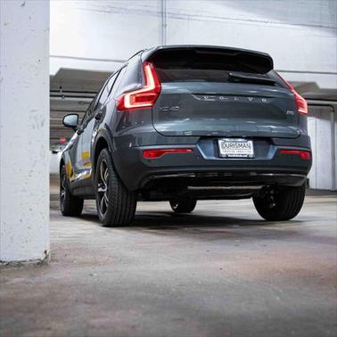 2026 Volvo XC40 B5 Plus