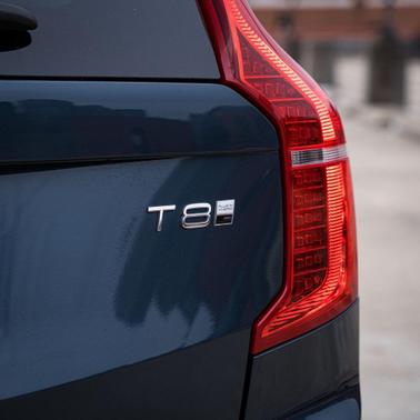 2025 Volvo XC90 Plug-In Hybrid T8 Plus 7-Seater