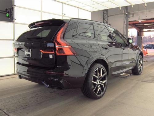 2024 Volvo XC60 Recharge Plug-In Hybrid T8 Polestar