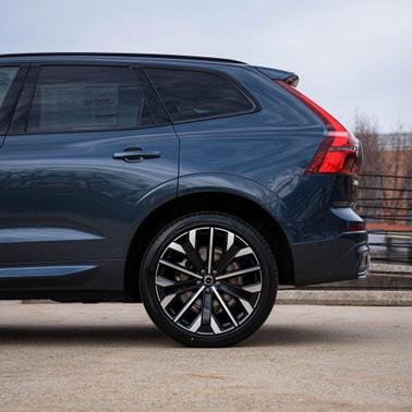 2026 Volvo XC60 Plug-In Hybrid Ultra, T8 AWD Electric/Gasoline, Dark