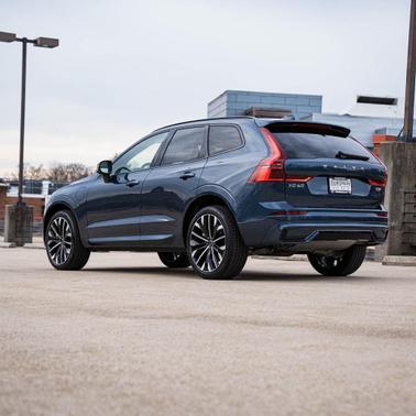 2026 Volvo XC60 Plug-In Hybrid Ultra, T8 AWD Electric/Gasoline, Dark