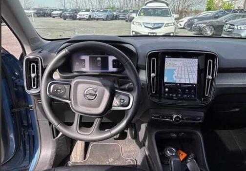 Fjord Blue 2024 Volvo XC40 Core
