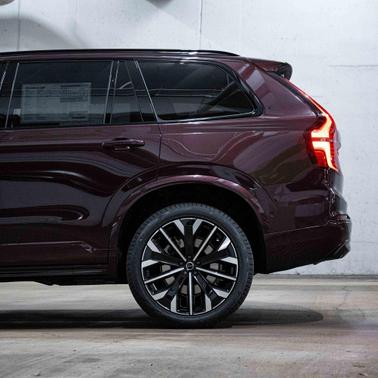 2026 Volvo XC90 Ultra Dark Theme, B6 AWD Gas (mild hybrid), Gasoline, 7 Seats