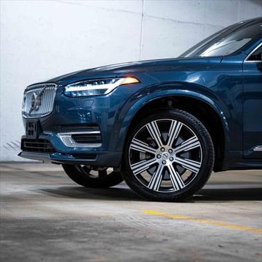 2023 Volvo XC90 Recharge Plug-In Hybrid T8 Plus Bright Theme 7-Seater