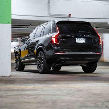 2026 Volvo XC90 B6 Ultra 7-Seater