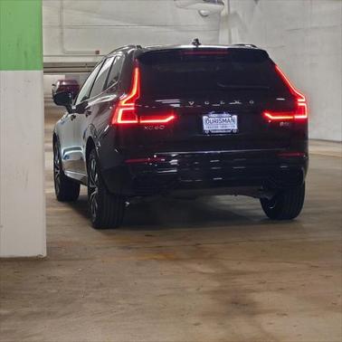 2025 Volvo XC60 B5 Core