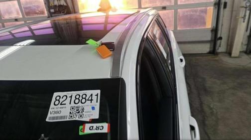 2025 Volvo V60 Cross Country Plus, B5 AWD Gas (mild hybrid)