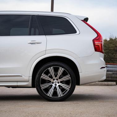 2024 Volvo XC90 Recharge Plug-In Hybrid T8 Core Bright Theme