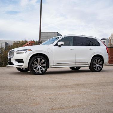 2024 Volvo XC90 Recharge Plug-In Hybrid T8 Core Bright Theme