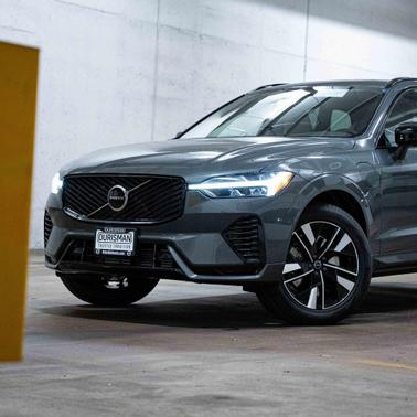 2026 Volvo XC60 Plug-In Hybrid Core, T8 AWD Electric/Gasoline, Dark