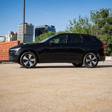 Black Stone 2023 Volvo XC60 Plus