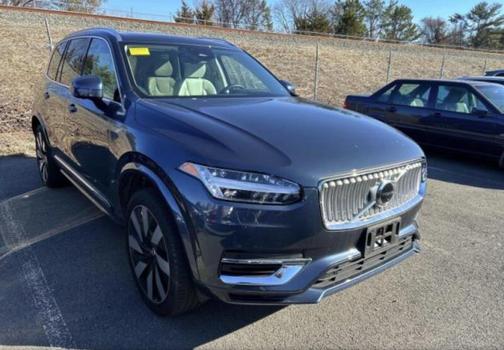 2023 Volvo XC90 Recharge Plug-In Hybrid T8 Ultimate 6-Seater