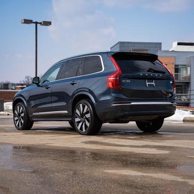 2023 Volvo XC90 Recharge Plug-In Hybrid T8 Ultimate 6-Seater