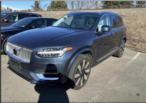 2023 Volvo XC90 Recharge Plug-In Hybrid T8 Ultimate 6-Seater