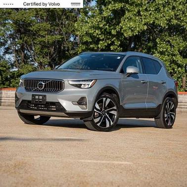 Thunder Grey 2023 Volvo XC40 Plus