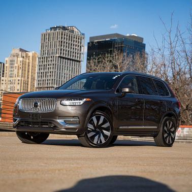 2024 Volvo XC90 Recharge Plug-In Hybrid T8 Plus Bright Theme 7-Seater