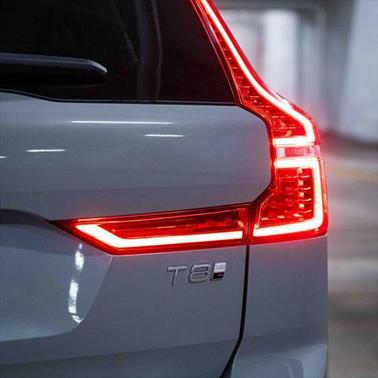 2025 Volvo XC60 Plug-In Hybrid T8 Plus