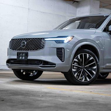 2026 Volvo XC90 Plug-In Hybrid T8 Ultra 7-Seater