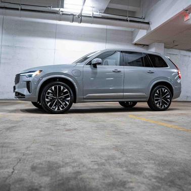 2026 Volvo XC90 Plug-In Hybrid T8 Ultra 7-Seater